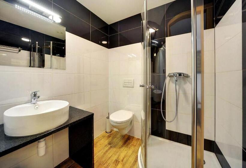 اتاق استاندارد, Willa Magnat