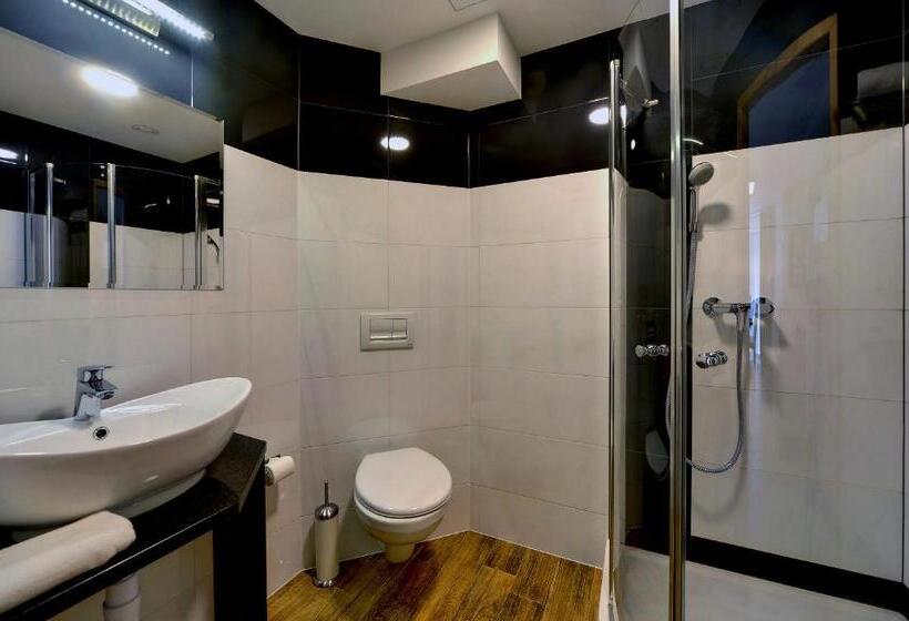 آپارتمان 2 خوابه, Willa Magnat