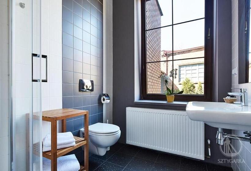 Номер Deluxe, Sztygarka. Pensjonat Pod Wieżą Katowice Chorzów