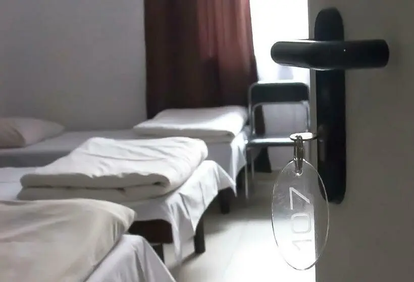 Standard Kolmen Hengen Huone Jaettu kylpyhuone, Twój Hostel Klimczoka 7