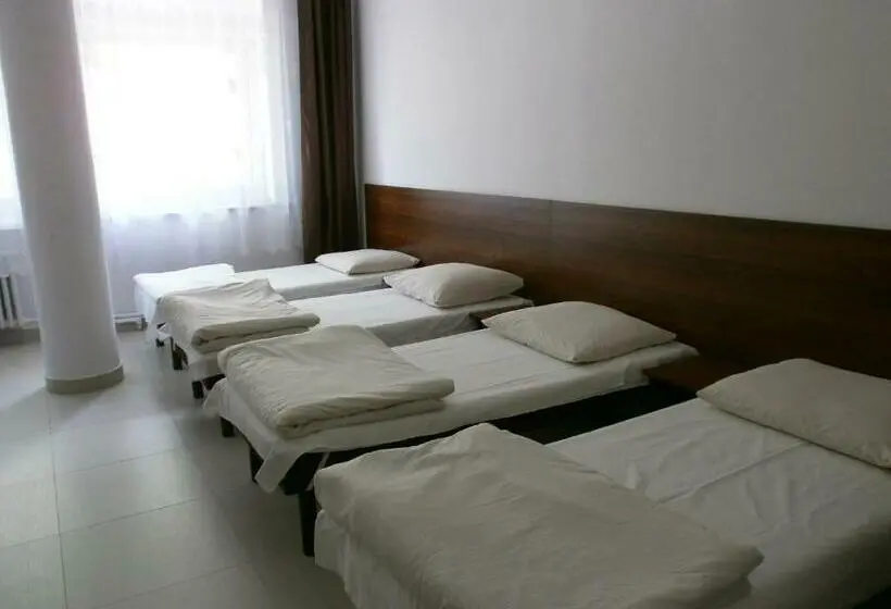 Standard Neljän Hengen Huone Jaettu Kylpyhuone, Twój Hostel Klimczoka 7