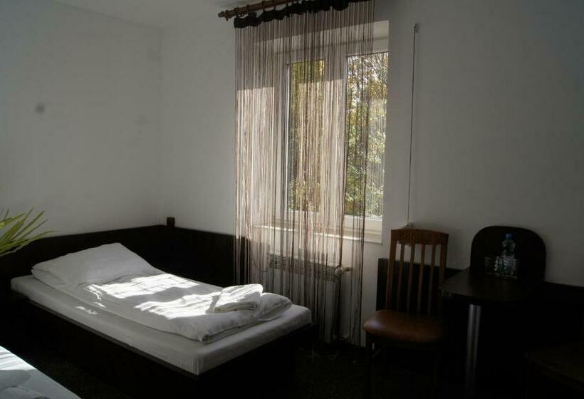 اتاق استاندارد, Uslugi Hotelowe A1