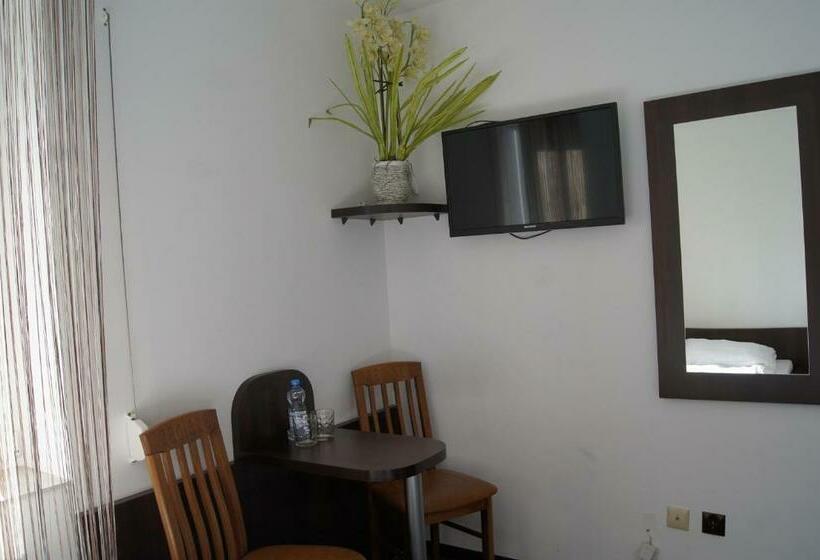 اتاق استاندارد, Uslugi Hotelowe A1