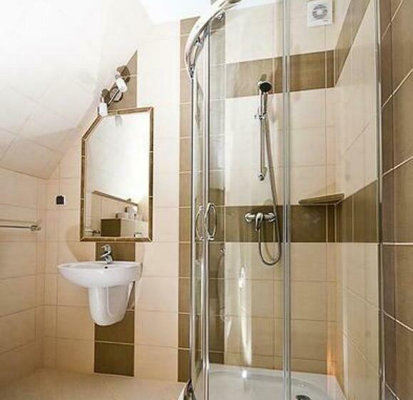 اتاق استاندارد, Willa Majerczyk