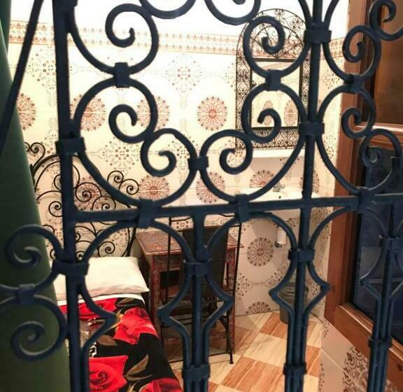 Chambre Standard Salle de Bains Commune, Medina