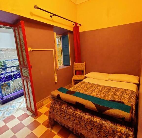 اتاق استاندارد با سرویس بهداشتی مشترک, Medina