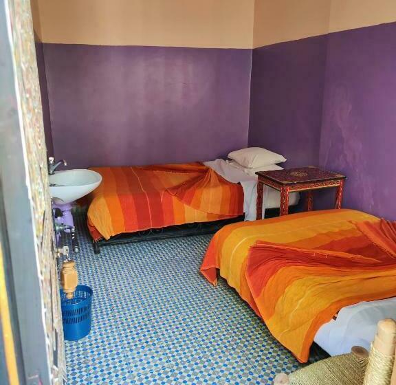 اتاق استاندارد چهارنفره با سرویس بهداشتی مشترک, Medina