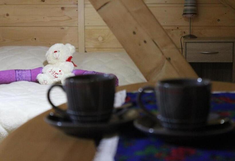 اتاق استاندارد سه نفره, Ranczo W Dolinie