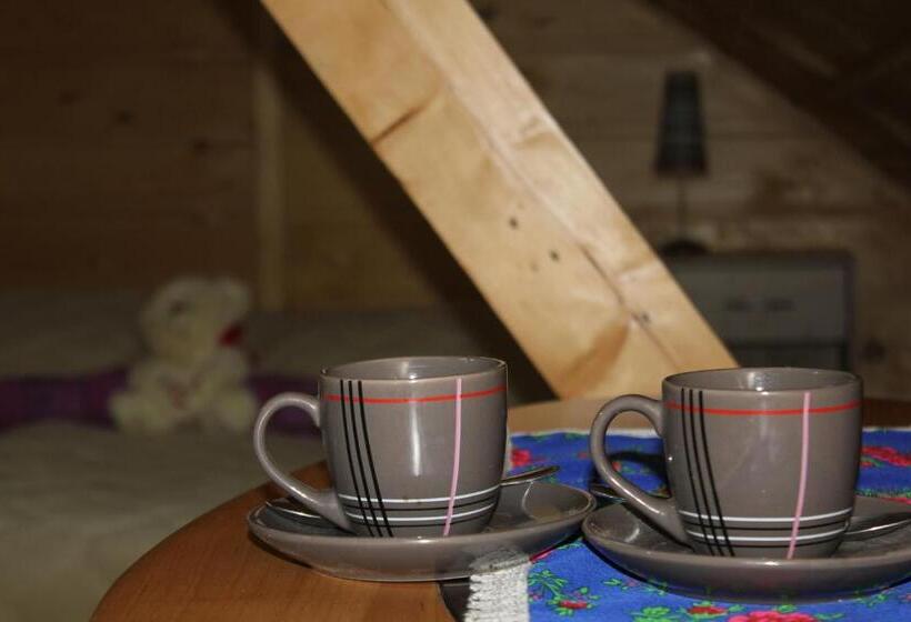 اتاق استاندارد سه نفره, Ranczo W Dolinie