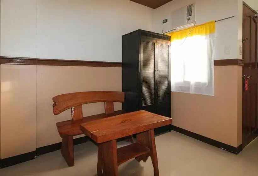 デラックスルーム, Reddoorz Plus Near Municipality Of Luisiana Laguna
