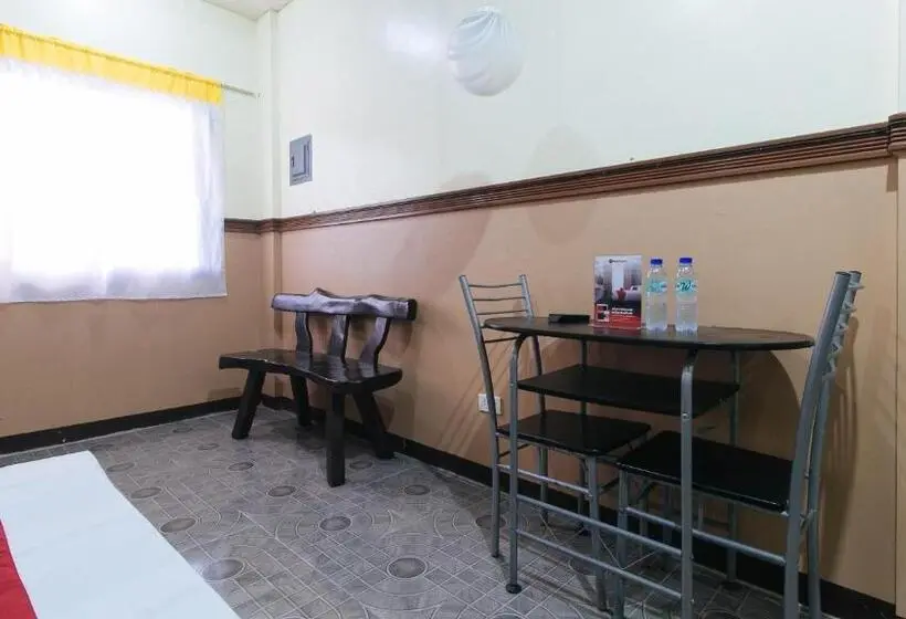 デラックスファミリールーム, Reddoorz Plus Near Municipality Of Luisiana Laguna