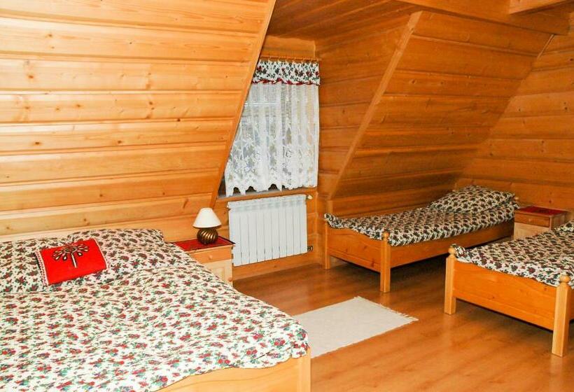 Четырехместный Номер Стандарт с Балконом, Willa Pod Stokiem