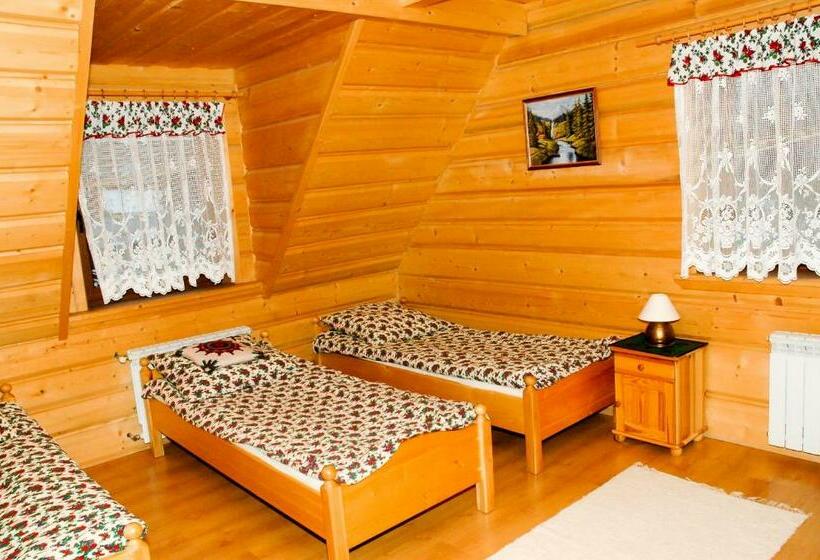 Четырехместный Номер Стандарт с Балконом, Willa Pod Stokiem