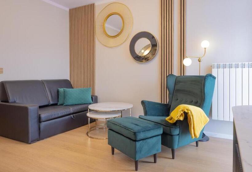 آپارتمان 1 خوابه با بالکن, Sanatorium Energetyk