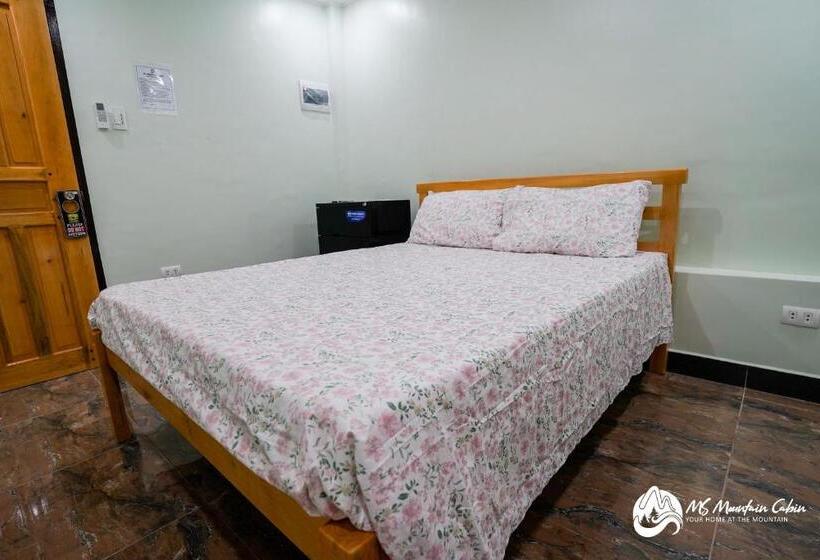 اتاق استاندارد با چشمانداز کوهستان, Ms Mountain Cabin