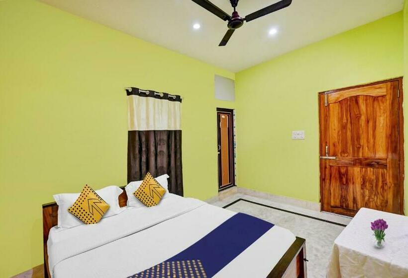 חדר קלאסי לשלושה, Spot On Hotel Shree Krishna