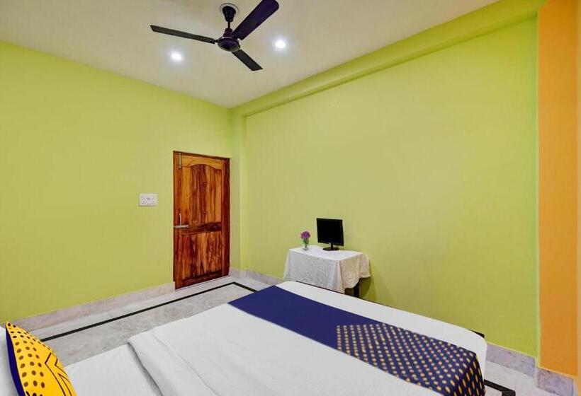 חדר קלאסי לשלושה, Spot On Hotel Shree Krishna