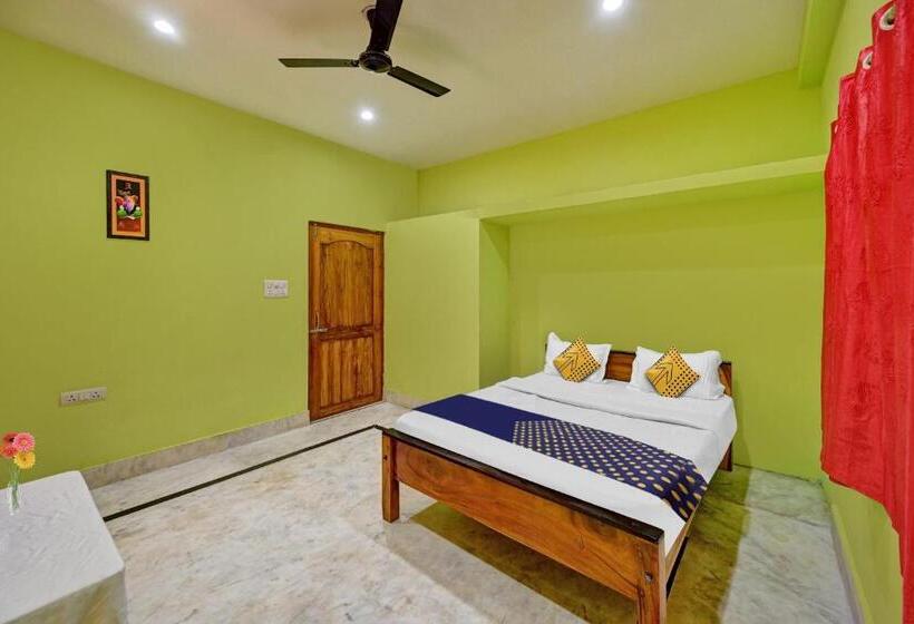 חדר קלאסי לשלושה, Spot On Hotel Shree Krishna