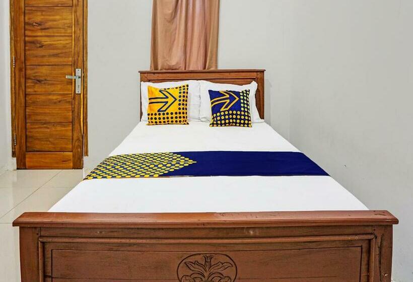 Номер Economy, Spot On 92183 Komang Resort Klayar