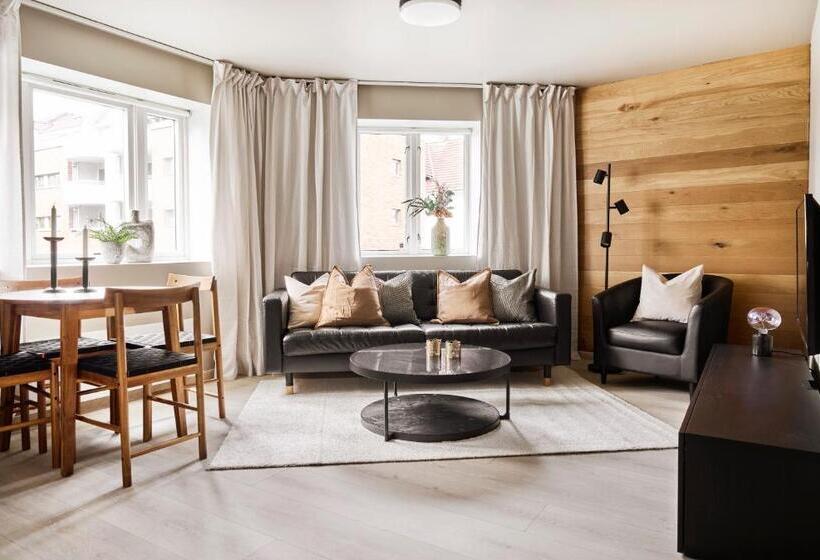 דירת שני חדרים, Krüger S Crib By Staysville