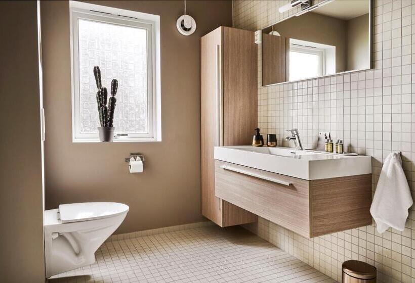 דירת שני חדרים, Krüger S Crib By Staysville