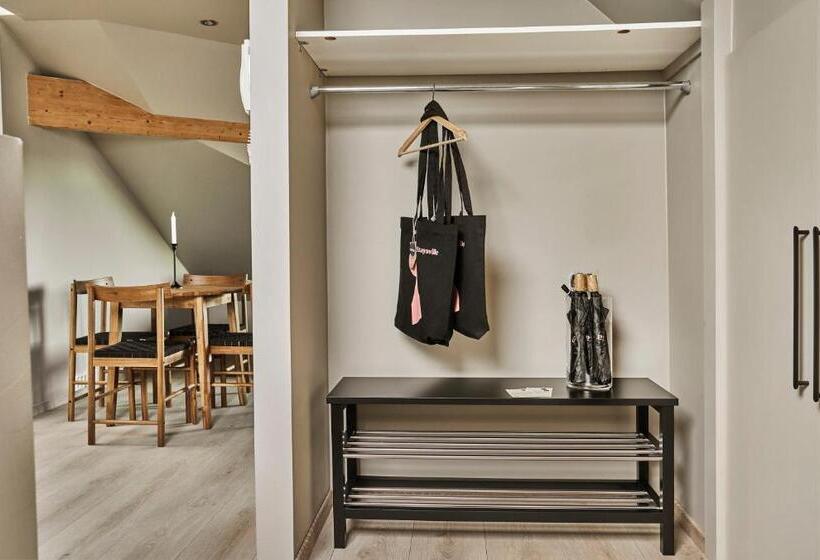 דירת פנטהאוז 1 חדרי שינה, Krüger S Crib By Staysville