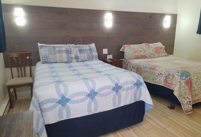 经济房, Three Island Motel
