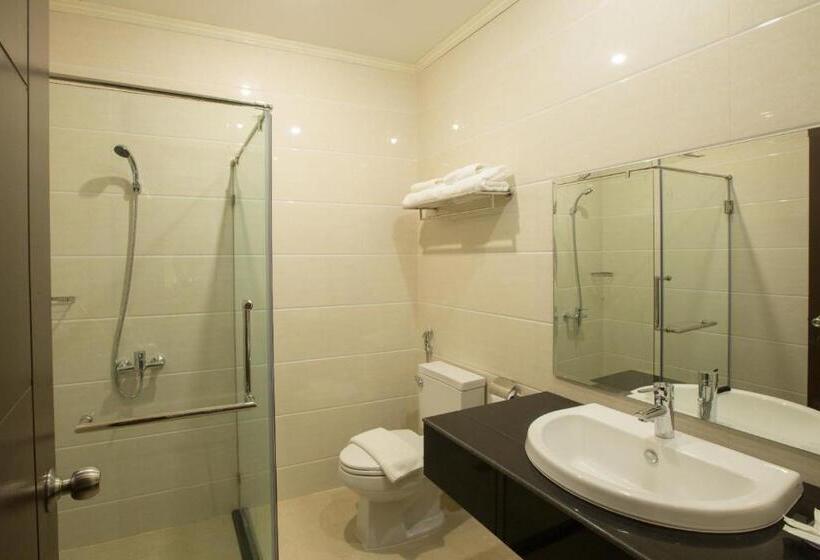 Номер Deluxe, Centerpoint Boutique