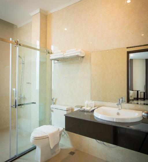 Номер Deluxe Кровать Кинг, Centerpoint Boutique