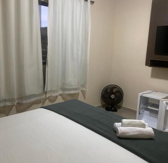 جناح, Pousada Cachoeira Do Sol