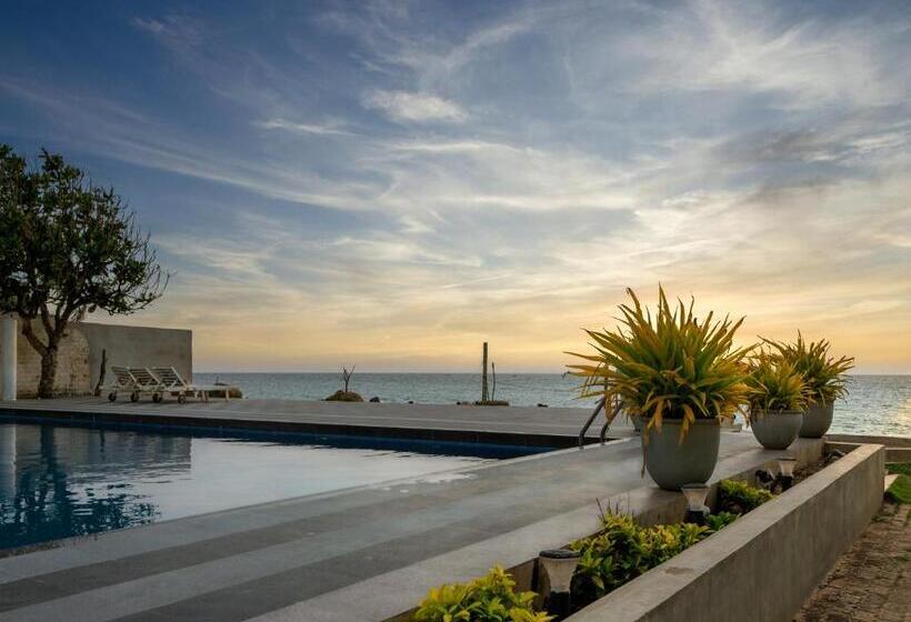 غرفة ديلوكس مطلّة علي البحر, Sky Breeze Right On The Beach