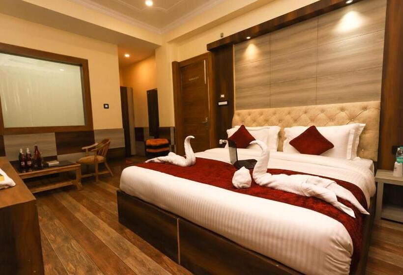 غرفة قياسية مطلة على الجبل, Yellow Nest Inn