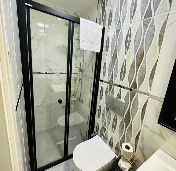 اتاق استاندارد, La Maison Bleue