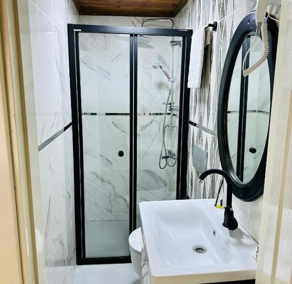 اتاق استاندارد, La Maison Bleue