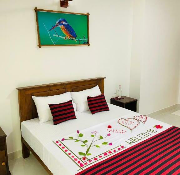 スタンダードルーム, The Hutt Habarana