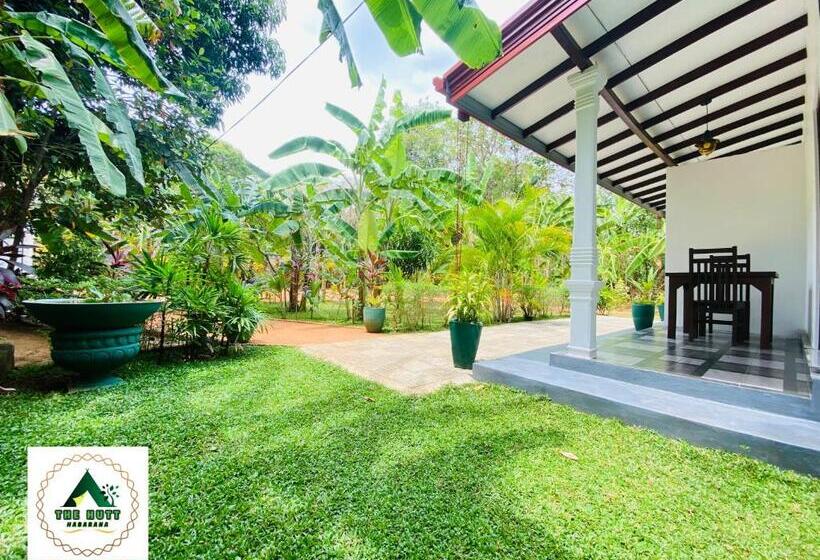 スタンダードトリプルルーム, The Hutt Habarana