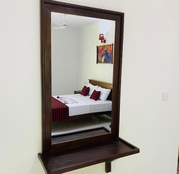 スタンダードトリプルルーム, The Hutt Habarana