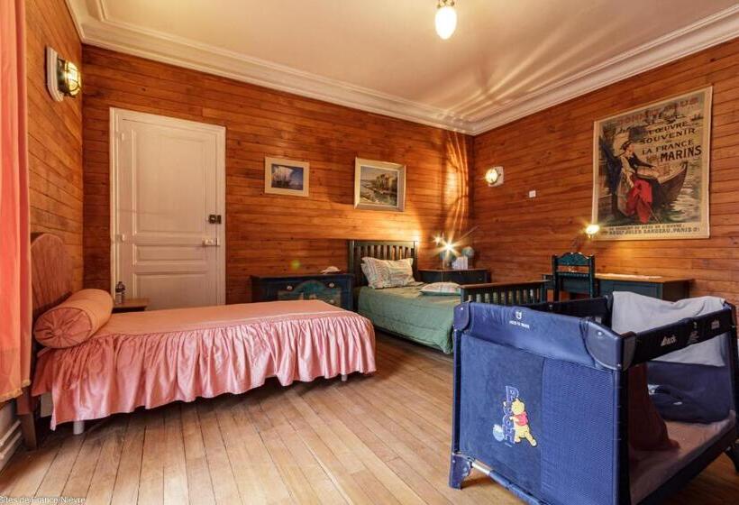 Номер Стандарт, Bonjour Guesthouse