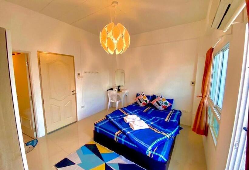 חדר סופריור, The Sunset Bangsaen