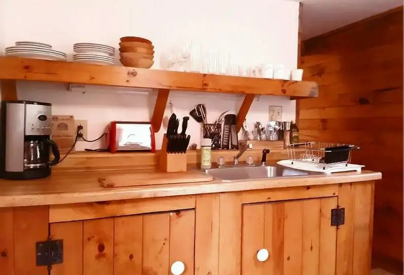スタンダードルーム, Adirondack Cottage Retreat