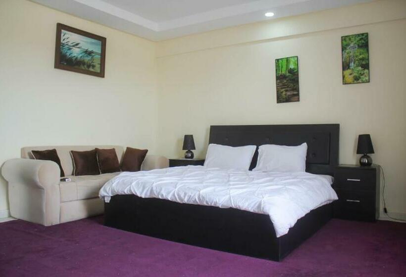 اتاق لوکس با بالکن, Andalusia