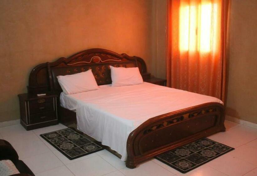 اتاق اکونومی یک تخته, Andalusia