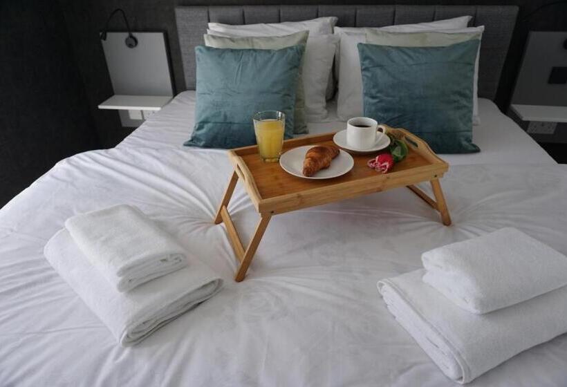 استودیو استاندارد با تراس, Korzo Suites