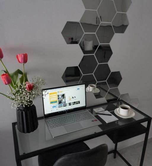 سوئیت جونیور خانوادگی, Korzo Suites