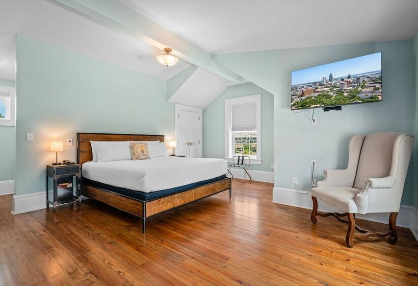 Номер Deluxe, Fort Conde Inn Mobile