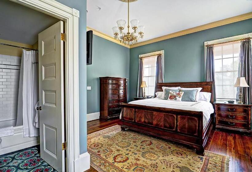 Номер Deluxe Кровать Кинг, Fort Conde Inn Mobile