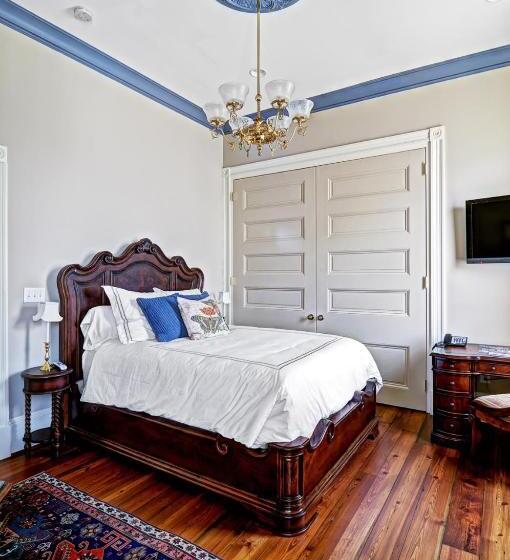 Номер Deluxe, Fort Conde Inn Mobile