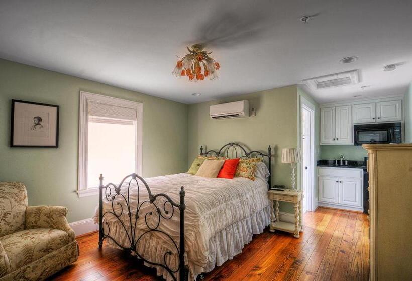 Номер Стандарт, Fort Conde Inn Mobile