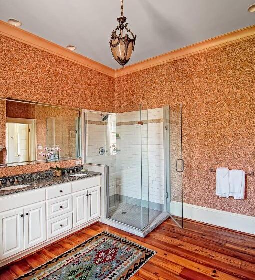 Номер Deluxe, Fort Conde Inn Mobile