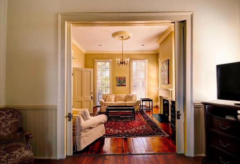 Люкс Deluxe Кровать Кинг, Fort Conde Inn Mobile